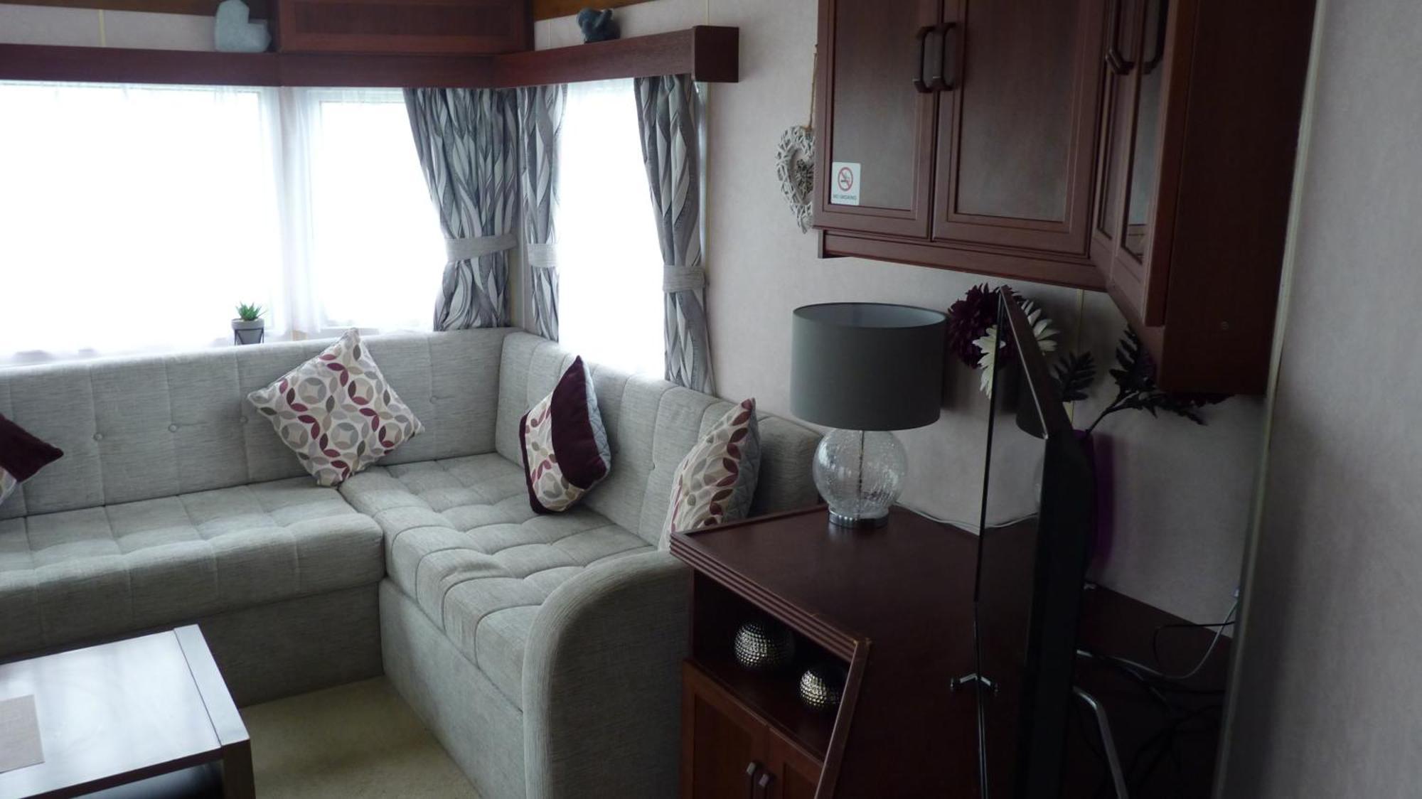 L&G Family Holidays 6 Berth Coral Beach Laura Familys Only And Lead Person Must Be Over 30 Ingoldmells Exterior foto