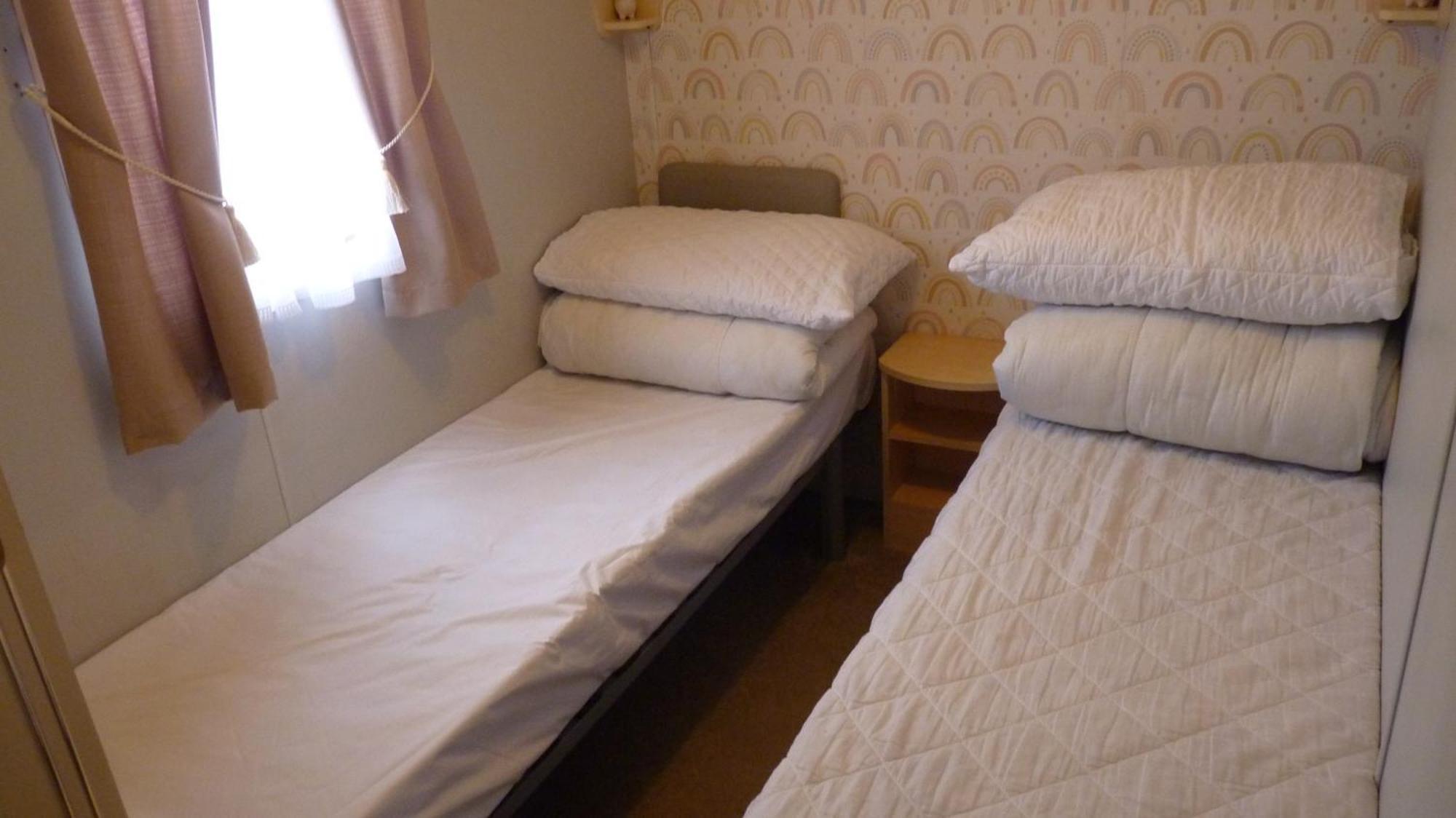L&G Family Holidays 6 Berth Coral Beach Laura Familys Only And Lead Person Must Be Over 30 Ingoldmells Exterior foto